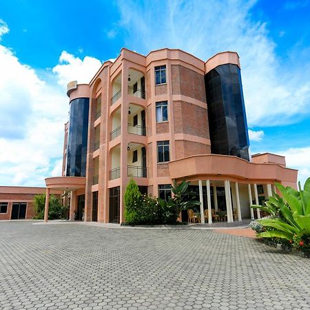 Faraja Hotel Рухенгері Екстер'єр фото
